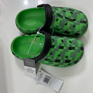 Kids Minecraft Clogs Size Y1